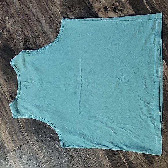 Nike tank top - Picture 3 of 3